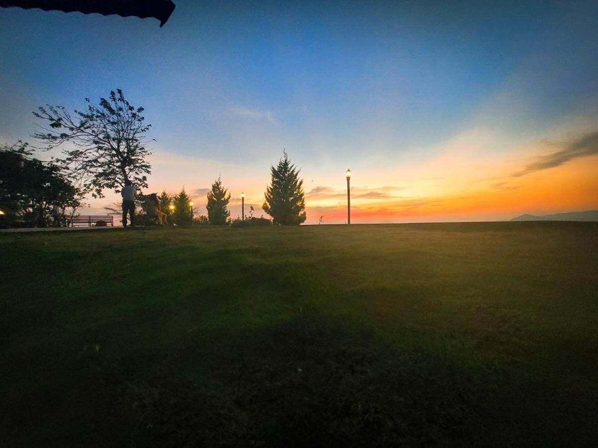 Haze And Kites Resort Munnar Ngoại thất bức ảnh