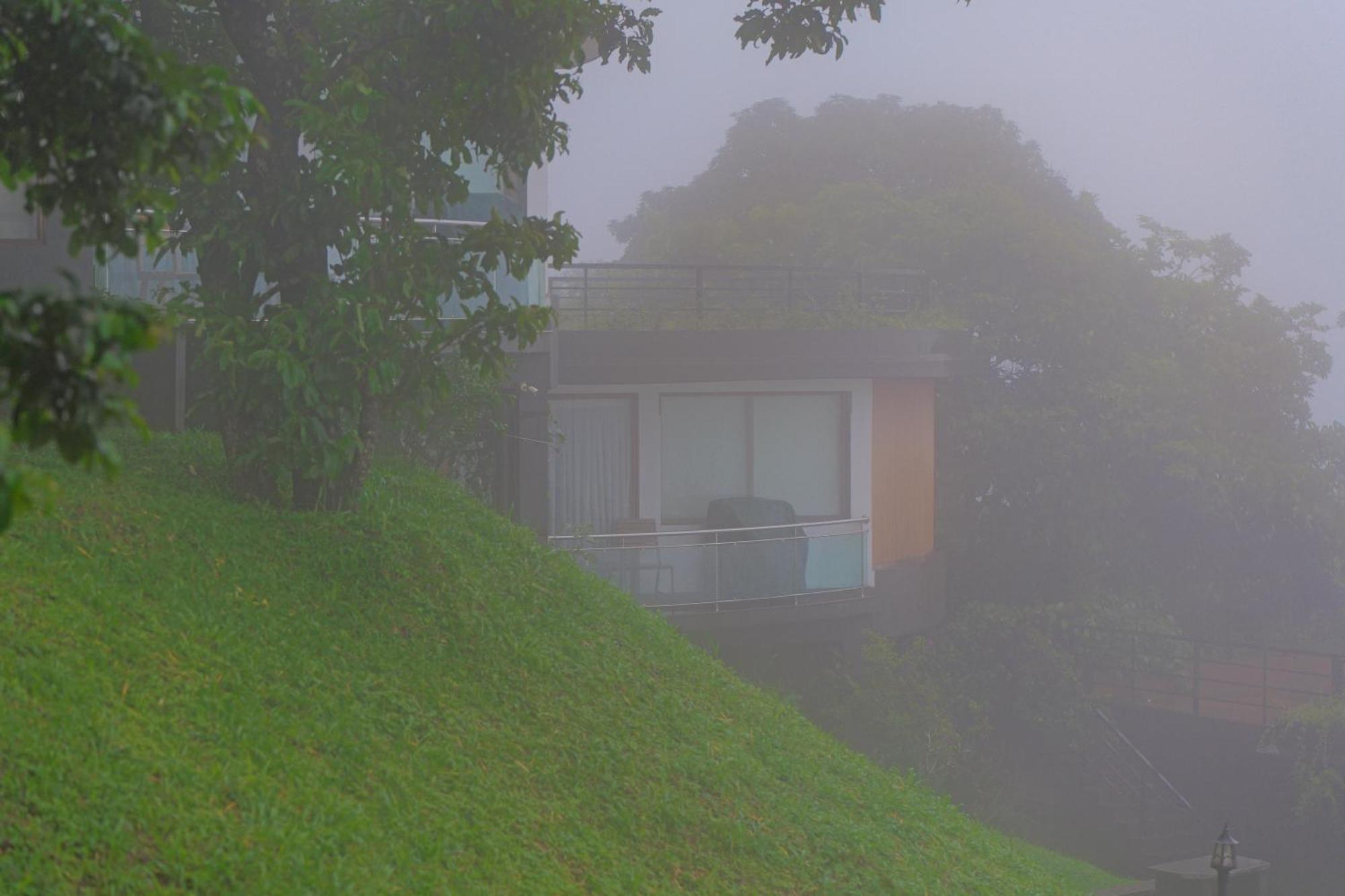 Haze And Kites Resort Munnar Ngoại thất bức ảnh
